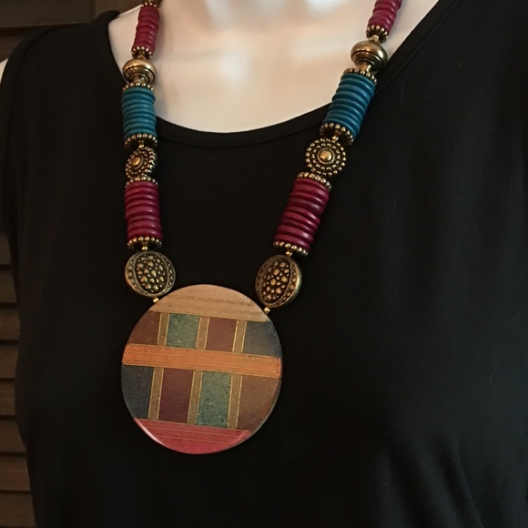 Vintage Gorgeous Sand & Bead Necklace Circle Disc Pendant, Statement, Lee Sands - Picture 11 of 16